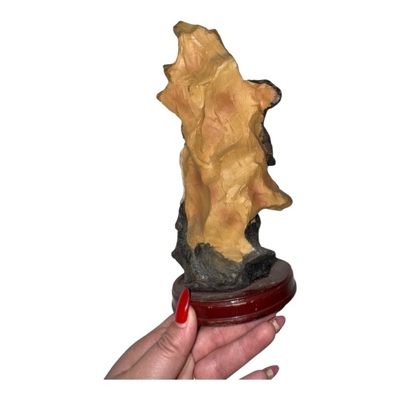 Ashley Belle Indian Warrior Hawk Eagle Resin‎ Figure Figurine Sculpture Art 8.5" - Picture 2 of 4